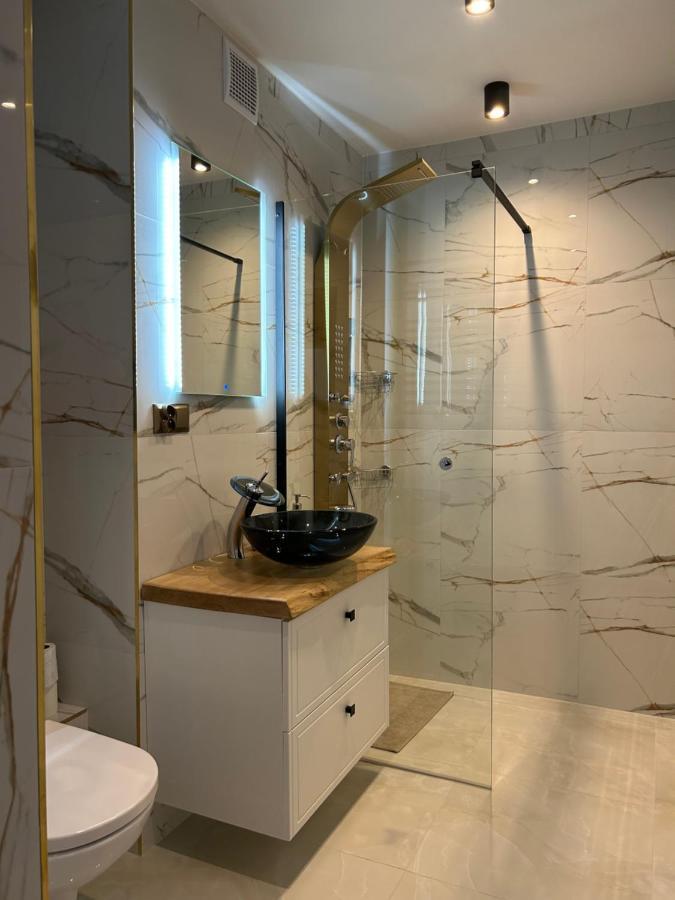 Apartament Z Widokiem Na Gdansk I Zatoke Free & Priv Parking Buitenkant foto