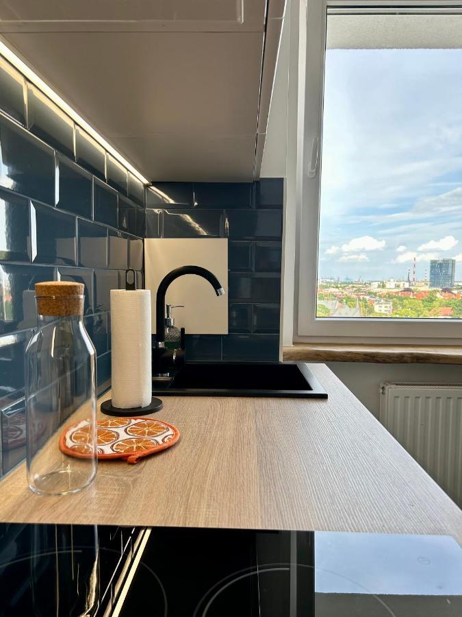 Apartament Z Widokiem Na Gdansk I Zatoke Free & Priv Parking Buitenkant foto
