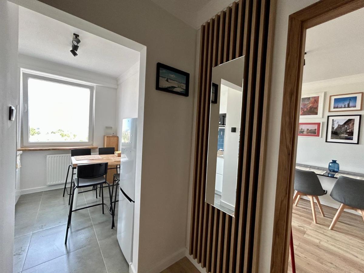 Apartament Z Widokiem Na Gdansk I Zatoke Free & Priv Parking Buitenkant foto